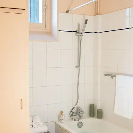 Eiffel Tower & Les Invalides - 1br - Cityapartmentstay